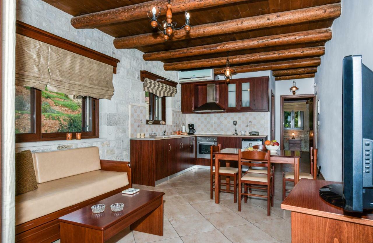 Ariadni Apartments Sfinarion ภายนอก รูปภาพ