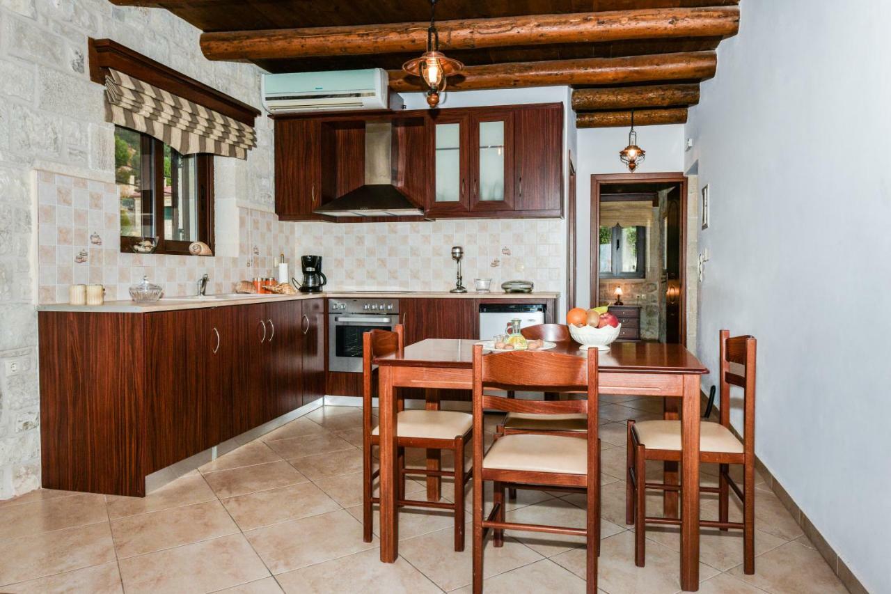 Ariadni Apartments Sfinarion ภายนอก รูปภาพ